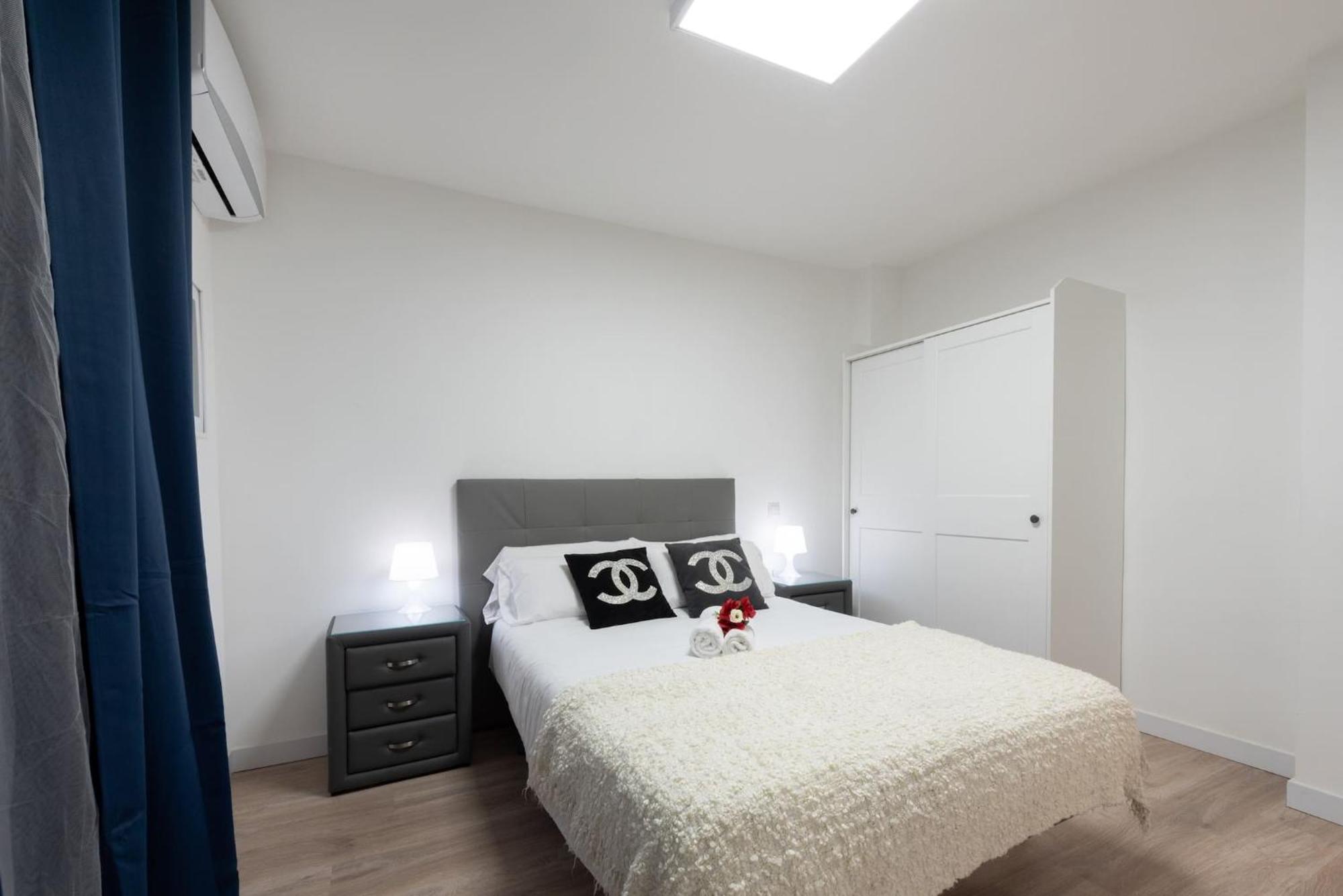 Apartamentos Day Madrid Santo Domingo Centro Gran Via Sol Malasana ภายนอก รูปภาพ