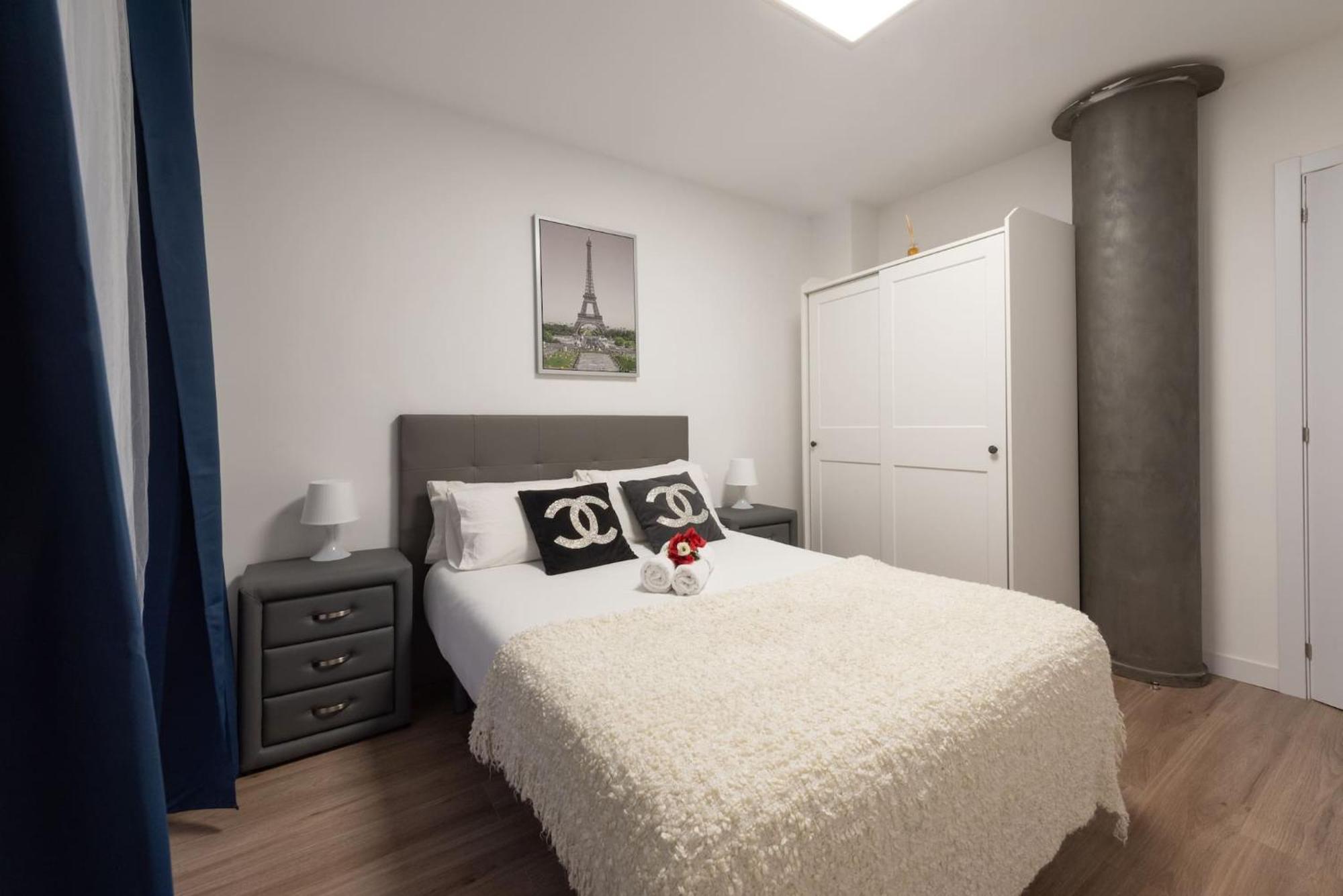 Apartamentos Day Madrid Santo Domingo Centro Gran Via Sol Malasana ภายนอก รูปภาพ